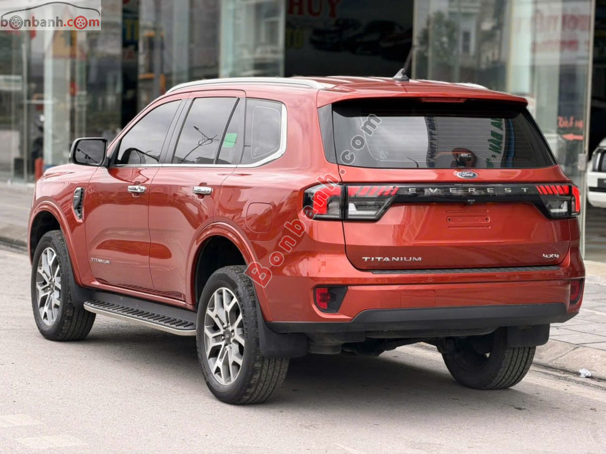 Bán ô tô Ford Everest Titanium 2.0L 4x2 AT - 2022 - xe cũ