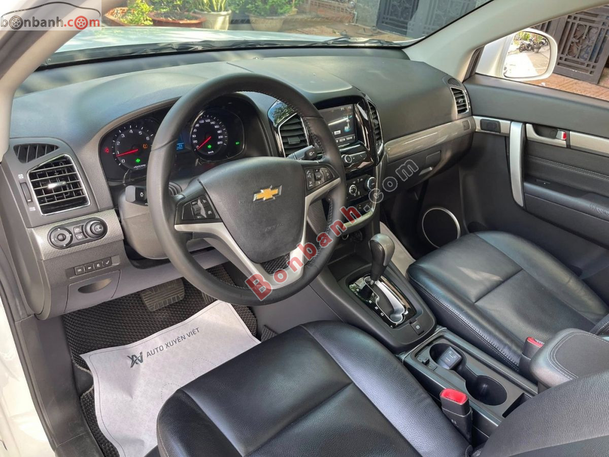 Bán ô tô Chevrolet Captiva Revv LTZ 2.4 AT - 2017 - xe cũ