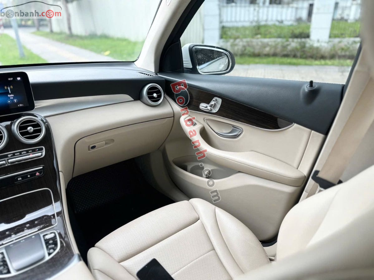 Bán ô tô Mercedes Benz GLC 200 - 2021 - xe cũ