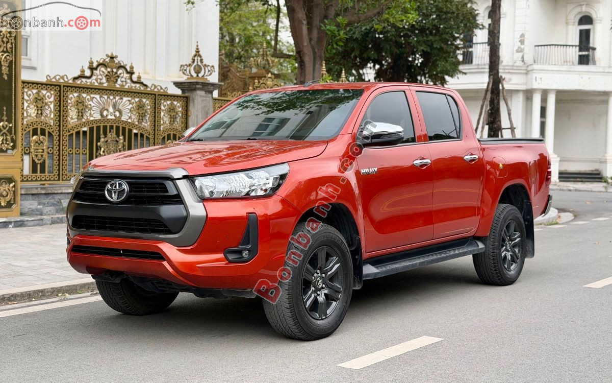 Bán ô tô Toyota Hilux 2.4L 4x2 AT - 2021 - xe cũ