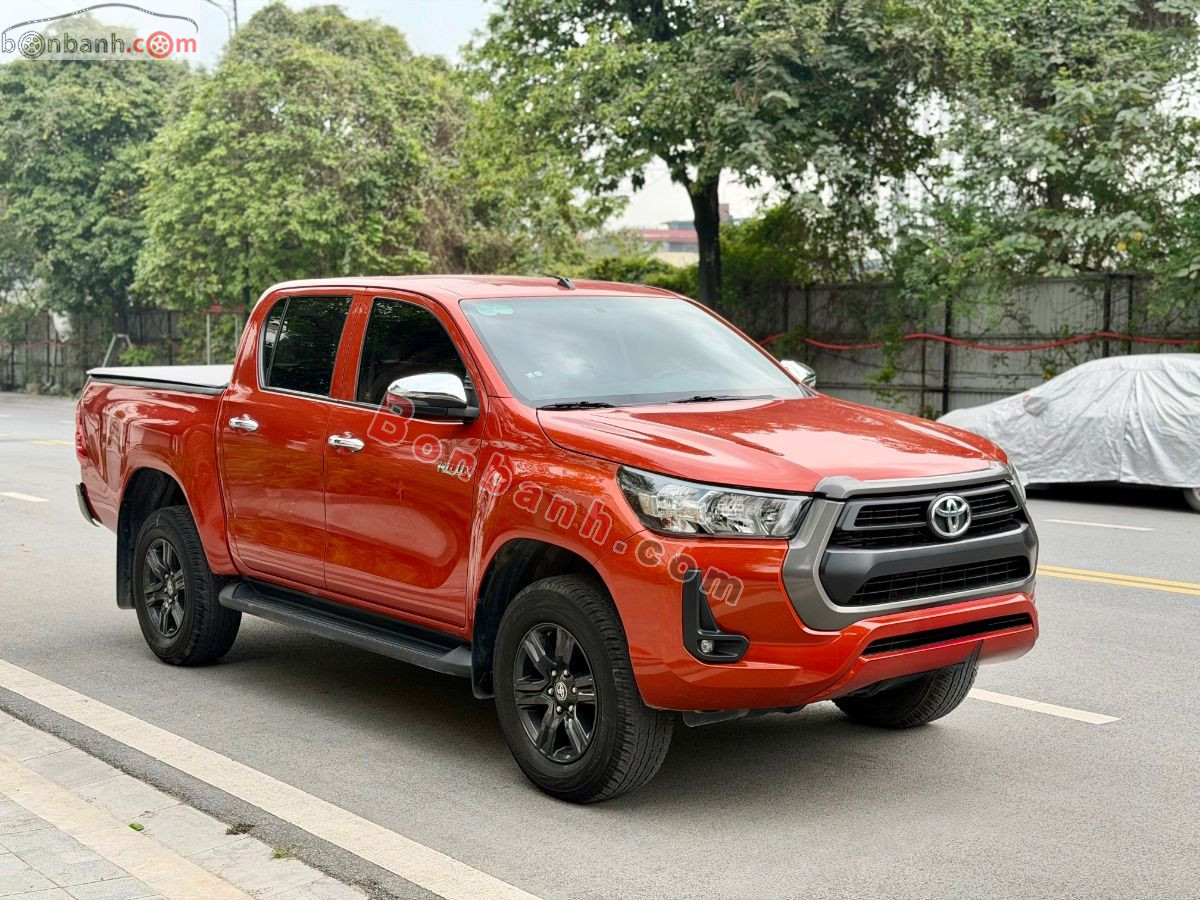 Bán ô tô Toyota Hilux 2.4L 4x2 AT - 2021 - xe cũ