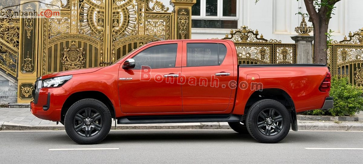Bán ô tô Toyota Hilux 2.4L 4x2 AT - 2021 - xe cũ