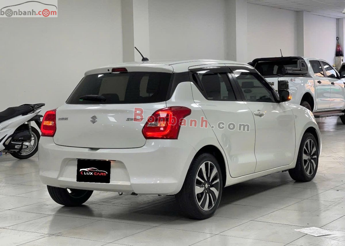 Bán ô tô Suzuki Swift GLX 1.2 AT - 2020 - xe cũ