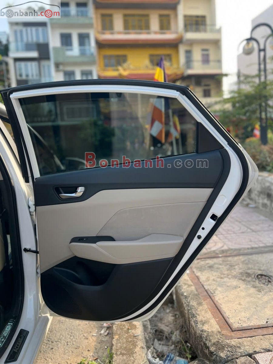 Bán ô tô Hyundai Accent 1.4 MT - 2022 - xe cũ