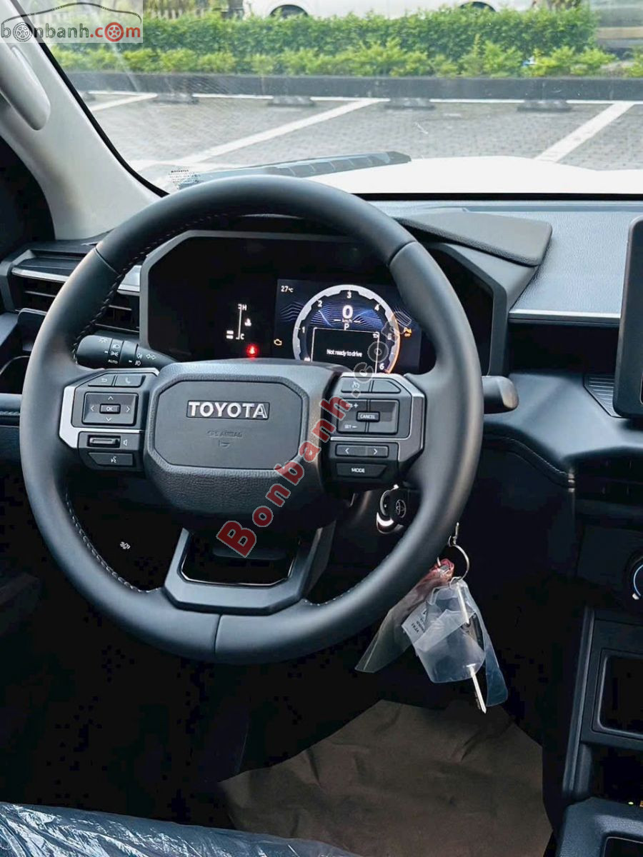 Bán ô tô Toyota Hilux Pro 2.8L 4x2 AT - 2026 - xe mới