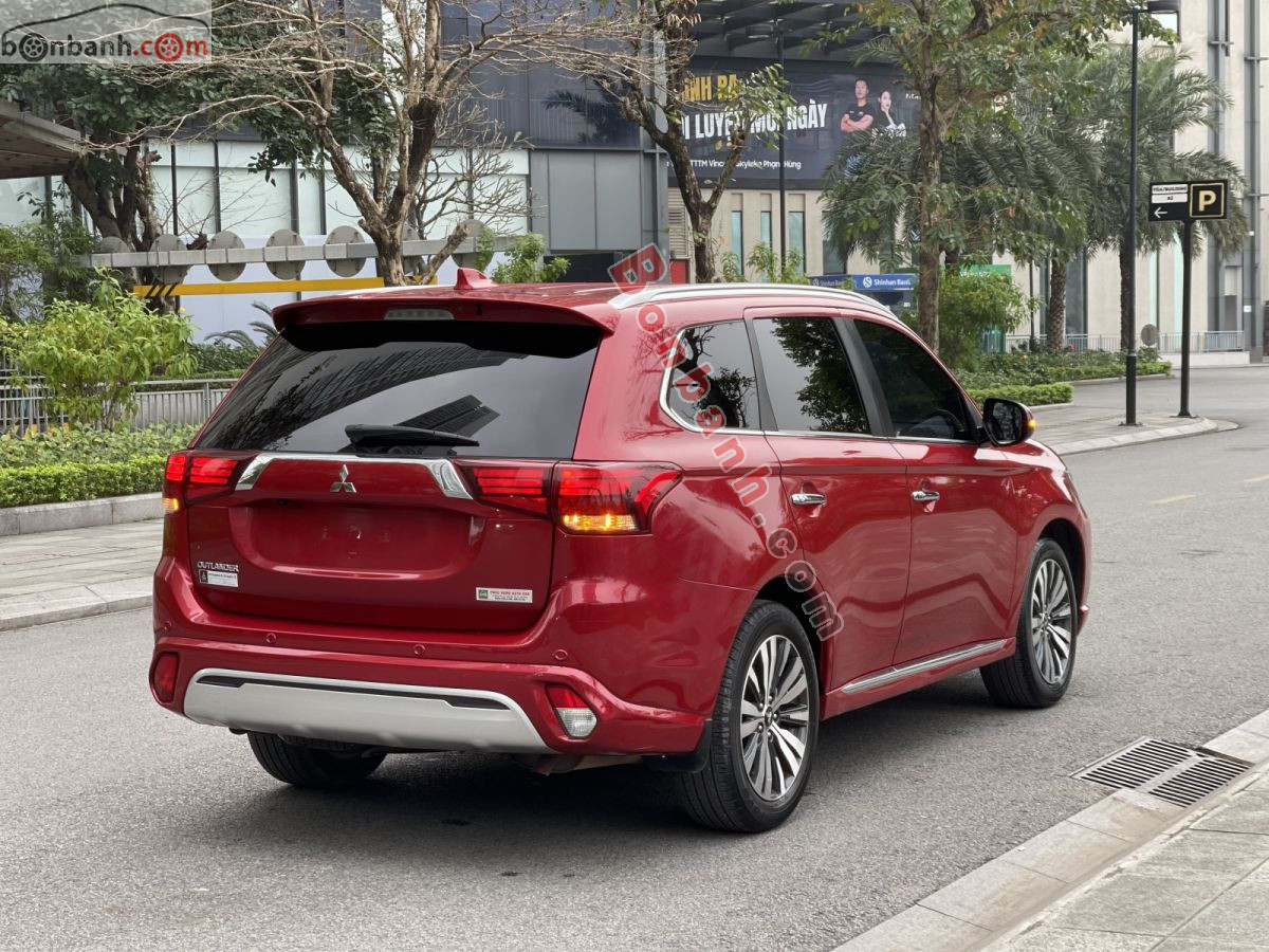 Bán ô tô Mitsubishi Outlander 2.0 CVT - 2022 - xe cũ