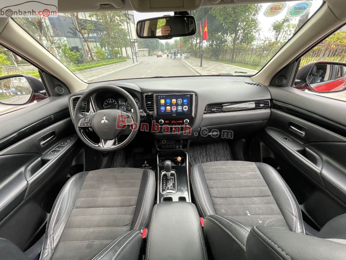Bán ô tô Mitsubishi Outlander 2.0 CVT - 2022 - xe cũ