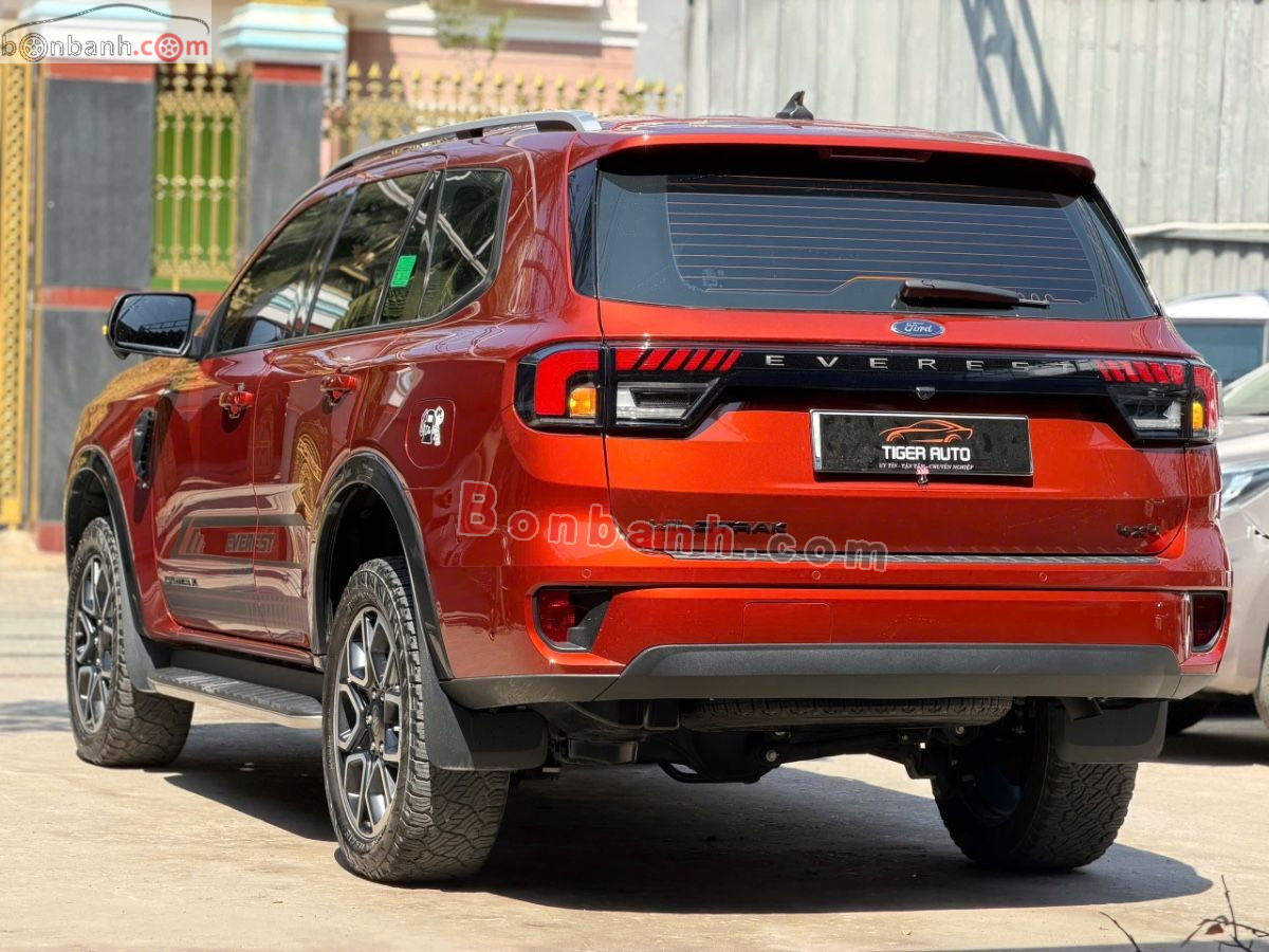 Bán ô tô Ford Everest Wildtrak 2.0L 4x4 AT - 2023 - xe cũ