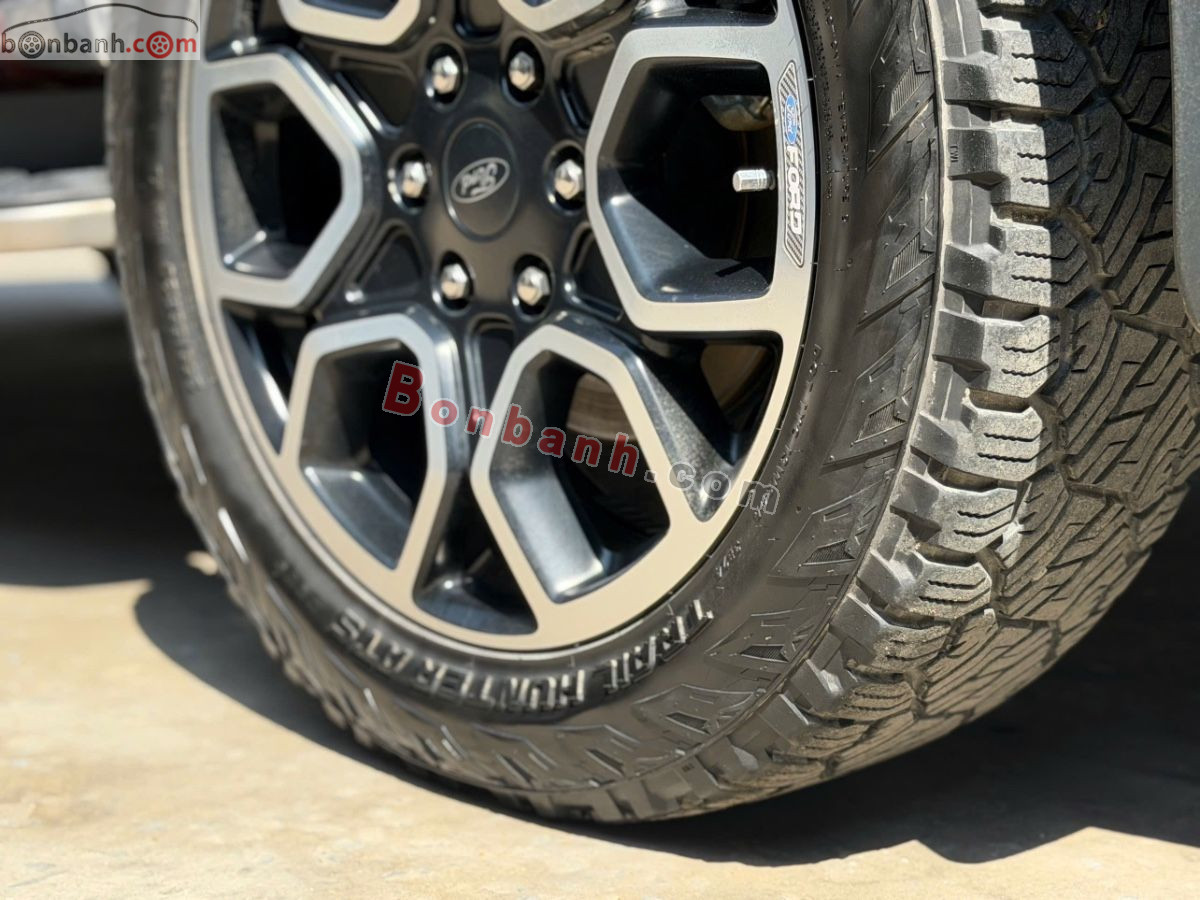 Bán ô tô Ford Everest Wildtrak 2.0L 4x4 AT - 2023 - xe cũ