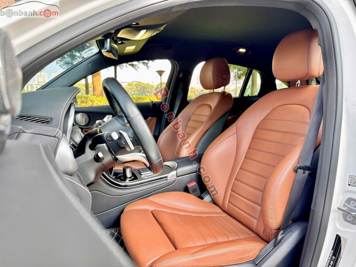 Bán ô tô Mercedes Benz GLC 300 4Matic Coupe - 2021 - xe cũ