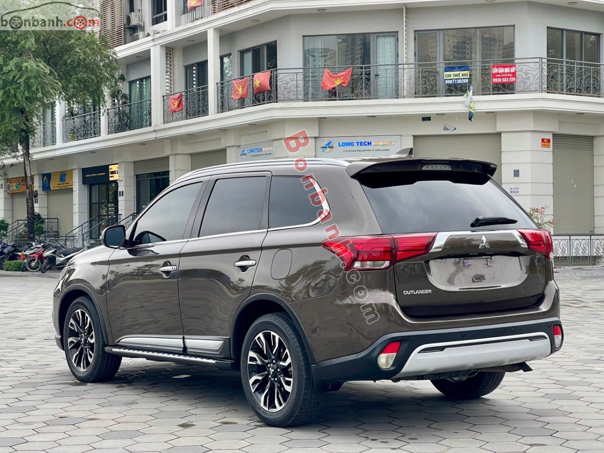 Bán ô tô Mitsubishi Outlander 2.0 CVT - 2020 - xe cũ