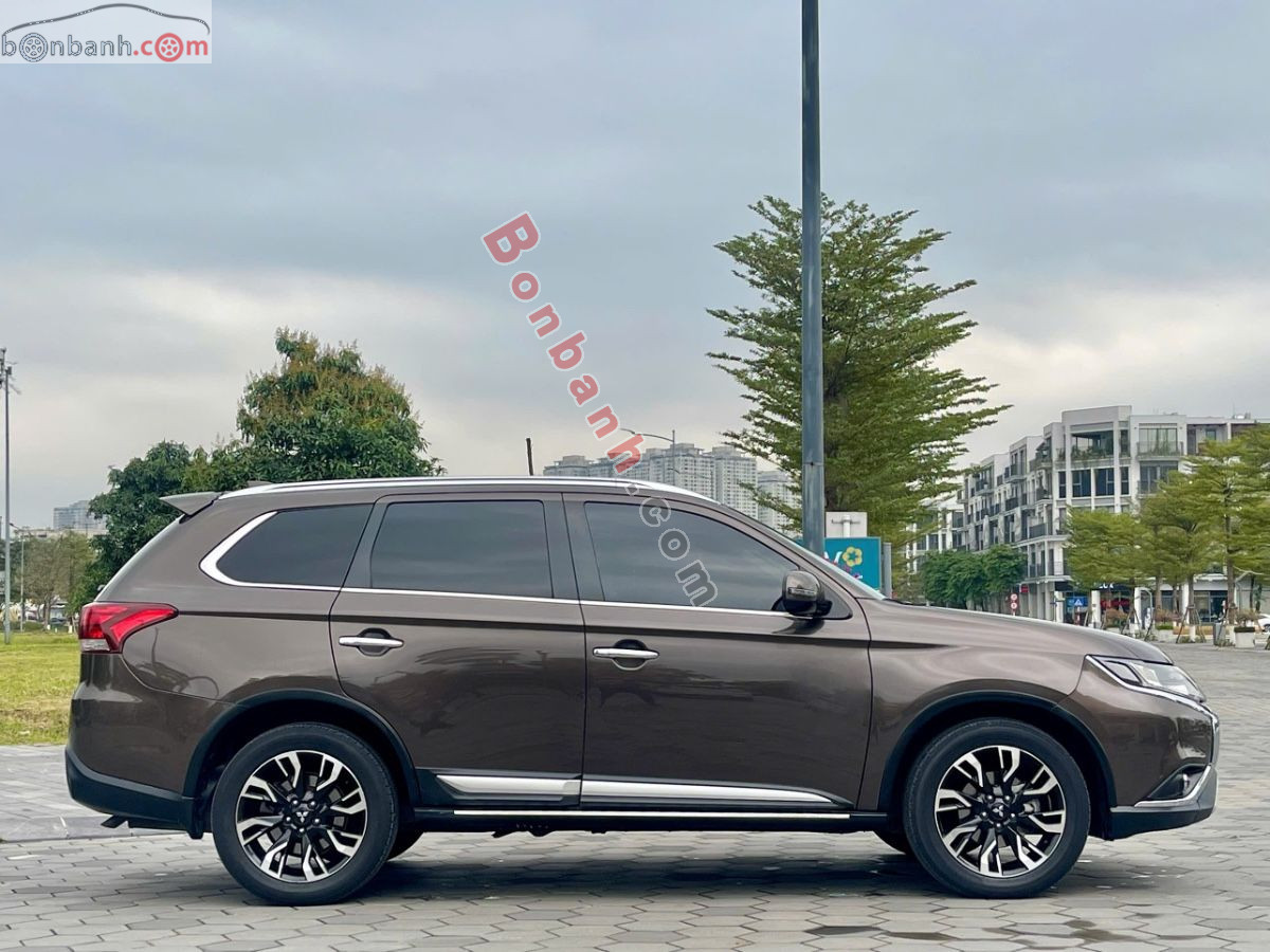 Bán ô tô Mitsubishi Outlander 2.0 CVT - 2020 - xe cũ
