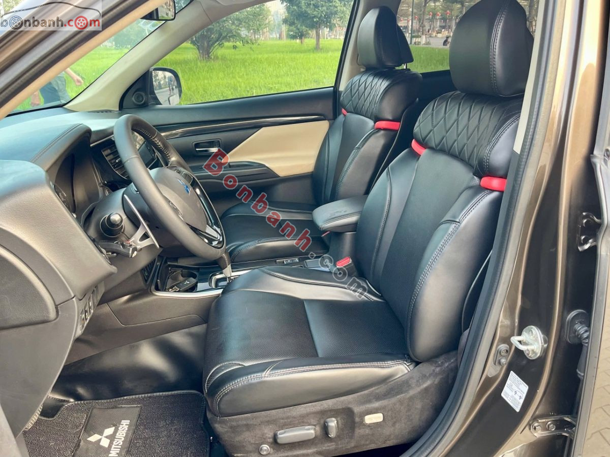 Bán ô tô Mitsubishi Outlander 2.0 CVT - 2020 - xe cũ