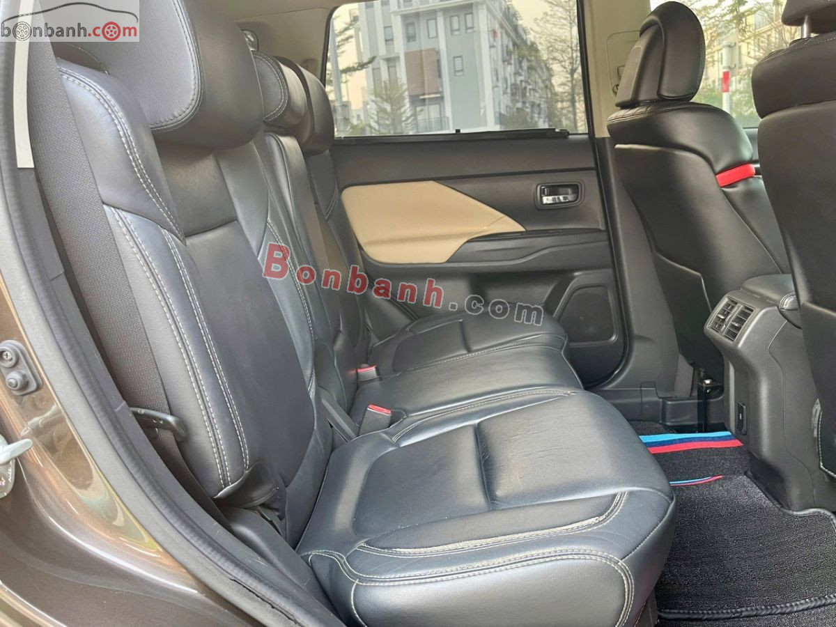 Bán ô tô Mitsubishi Outlander 2.0 CVT - 2020 - xe cũ