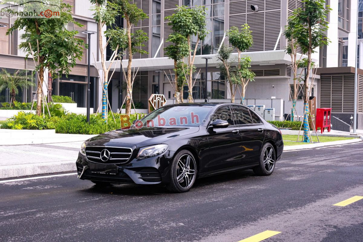 Bán ô tô Mercedes Benz E class E300 AMG - 2019 - xe cũ