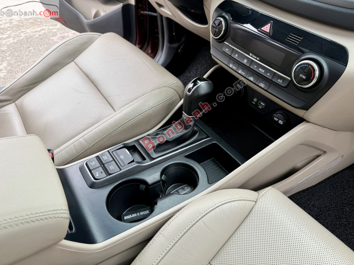 Bán ô tô Hyundai Tucson 1.6 AT Turbo - 2017 - xe cũ