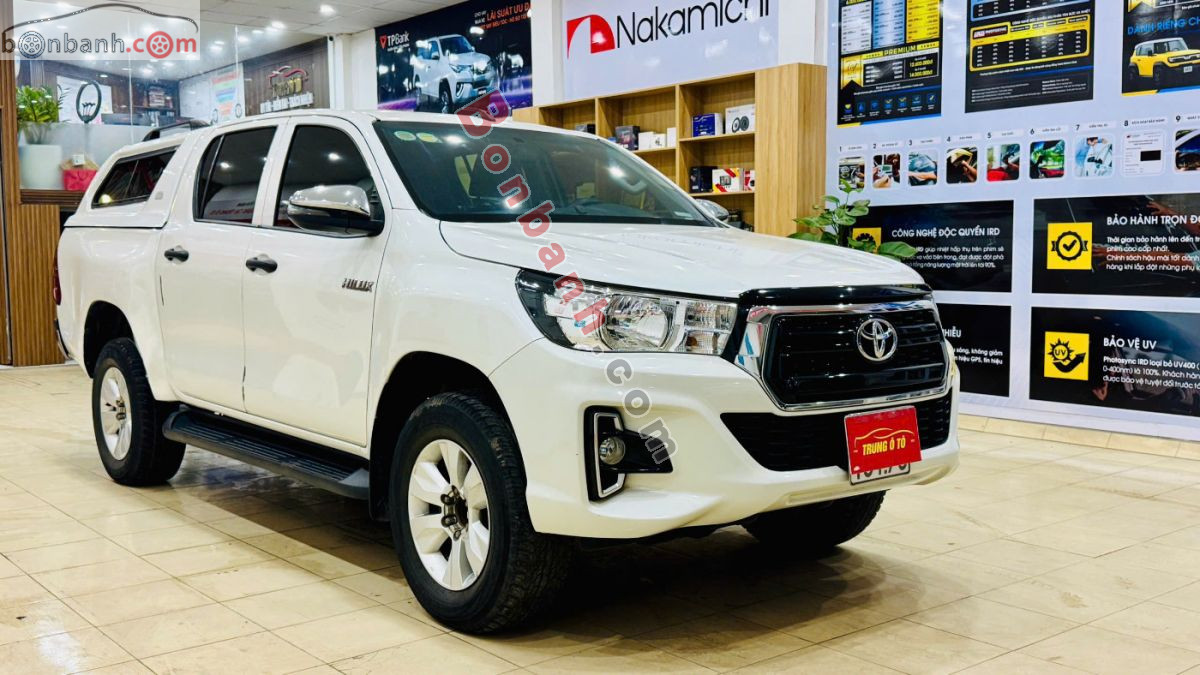 Bán ô tô Toyota Hilux 2.4E 4x2 AT - 2018 - xe cũ