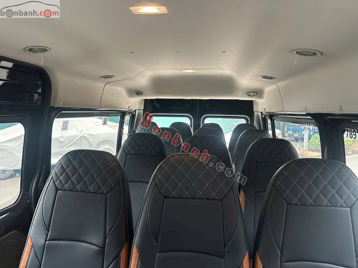 Bán ô tô Ford Transit Tiêu chuẩn - 2024 - xe cũ