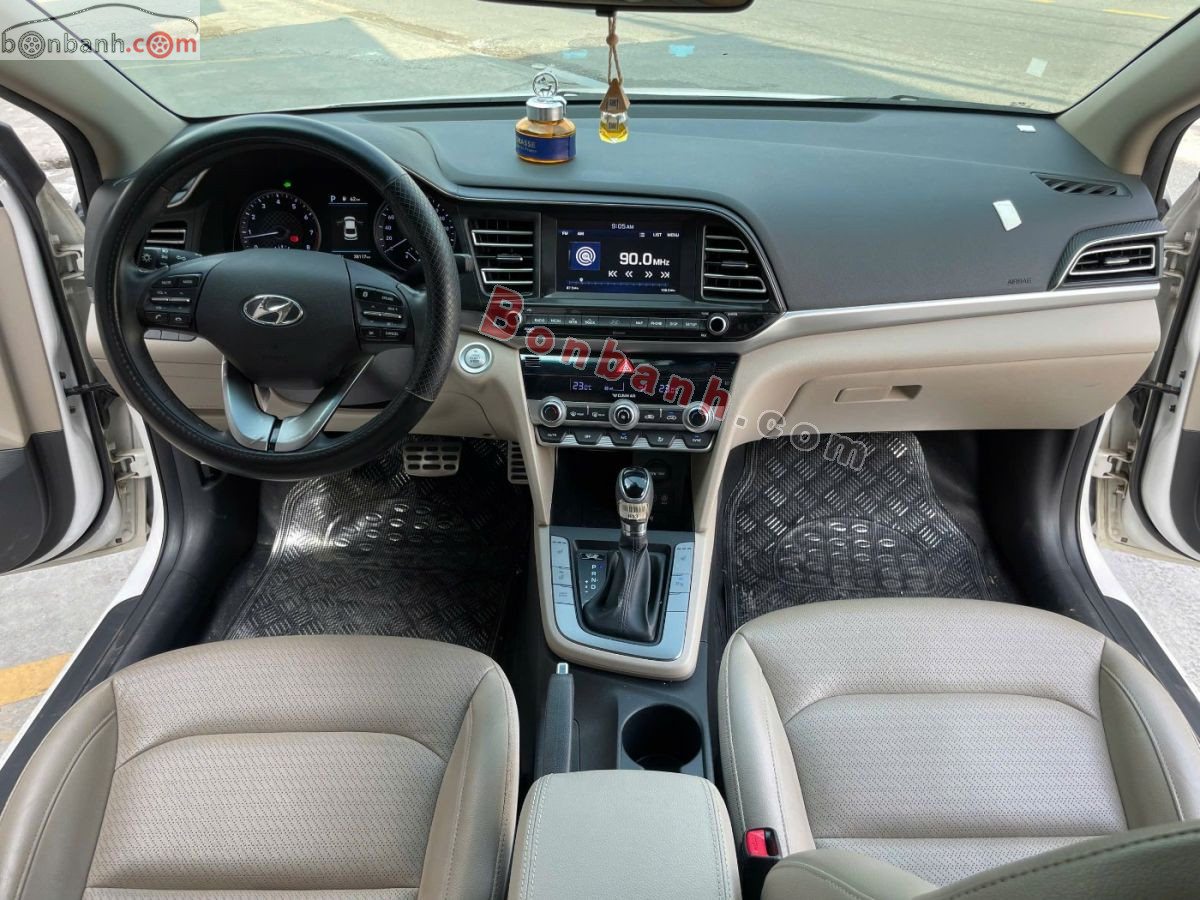 Bán ô tô Hyundai Elantra 2.0 AT - 2022 - xe cũ