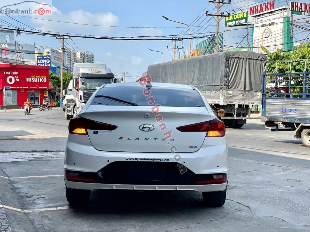 Bán ô tô Hyundai Elantra 2.0 AT - 2022 - xe cũ