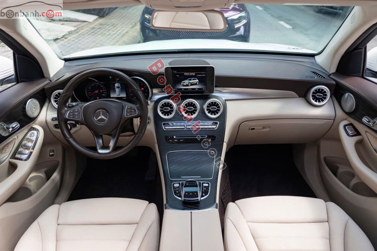 Bán ô tô Mercedes Benz GLC 300 4Matic - 2019 - xe cũ