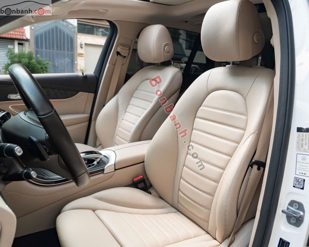 Bán ô tô Mercedes Benz GLC 300 4Matic - 2019 - xe cũ