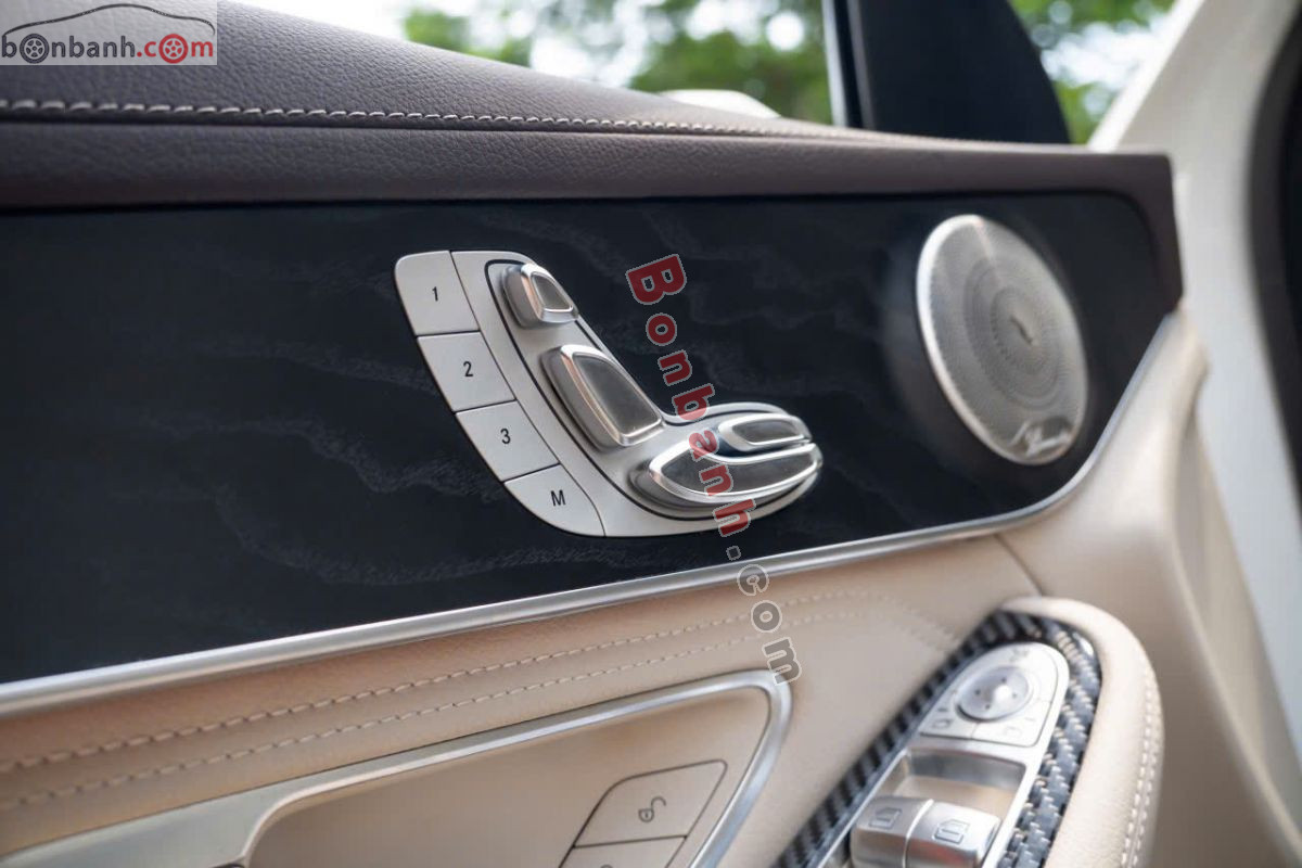 Bán ô tô Mercedes Benz GLC 300 4Matic - 2019 - xe cũ