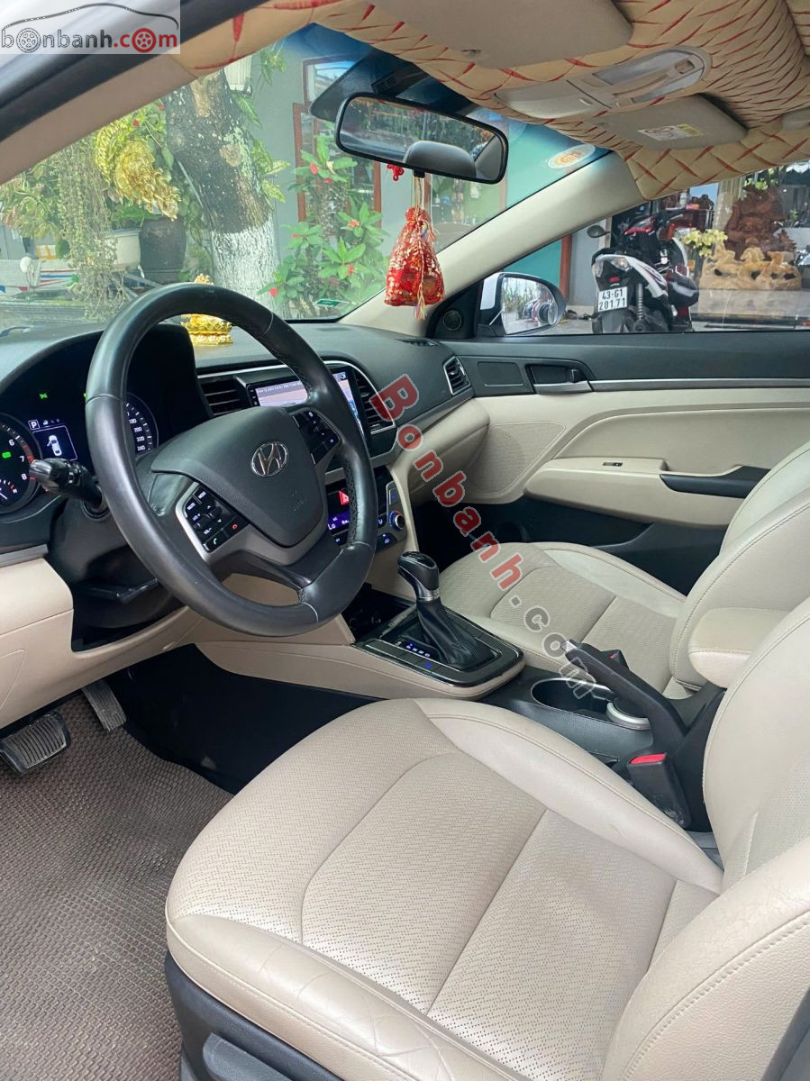 Bán ô tô Hyundai Elantra 1.6 AT - 2018 - xe cũ