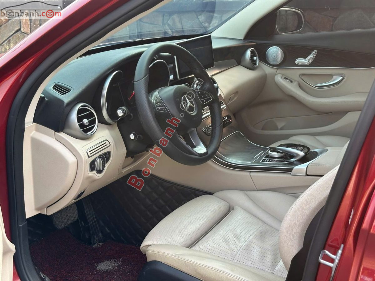 Bán ô tô Mercedes Benz C class C200 - 2019 - xe cũ