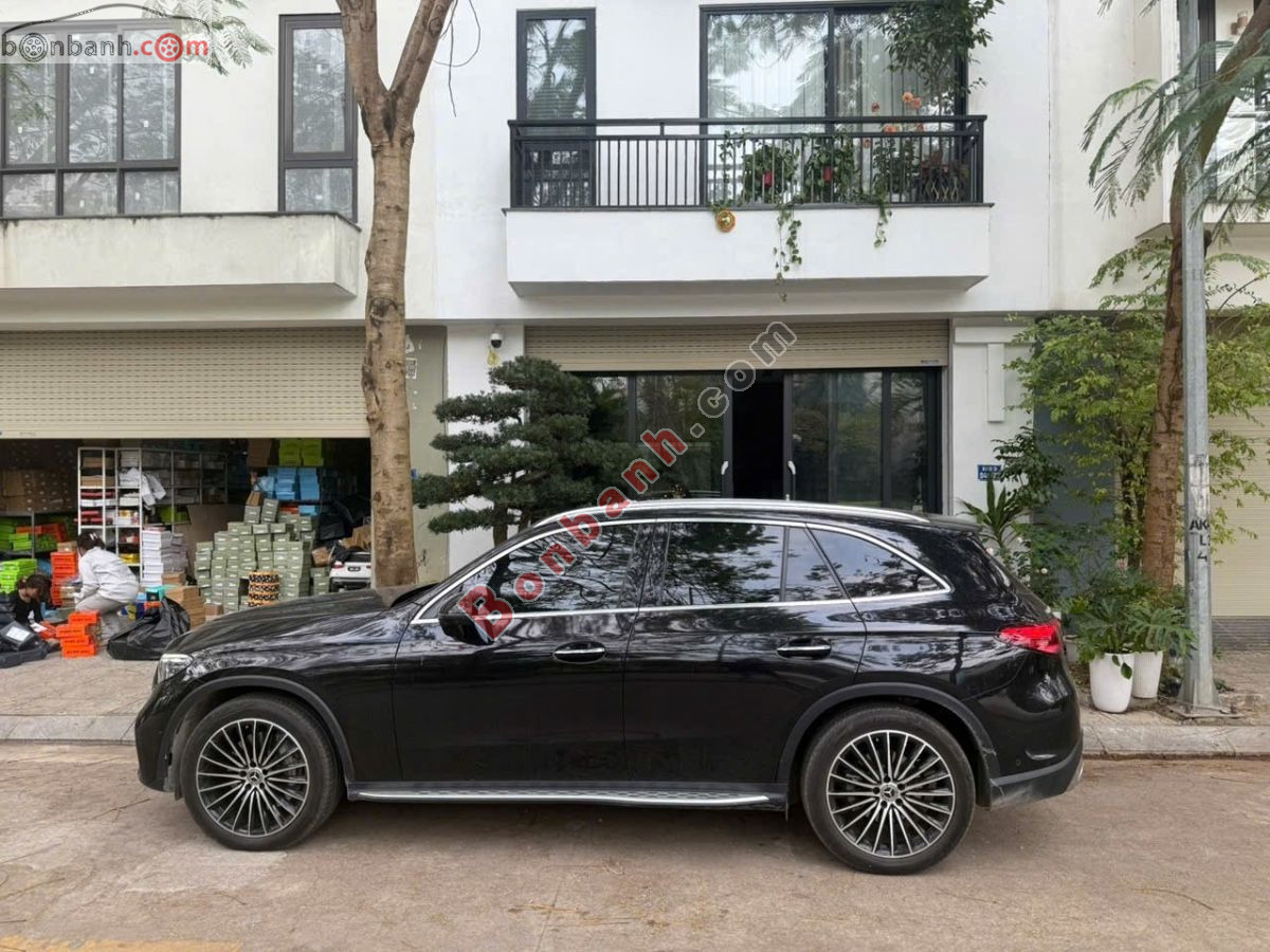 Bán ô tô Mercedes Benz GLC 300 4Matic - 2023 - xe cũ