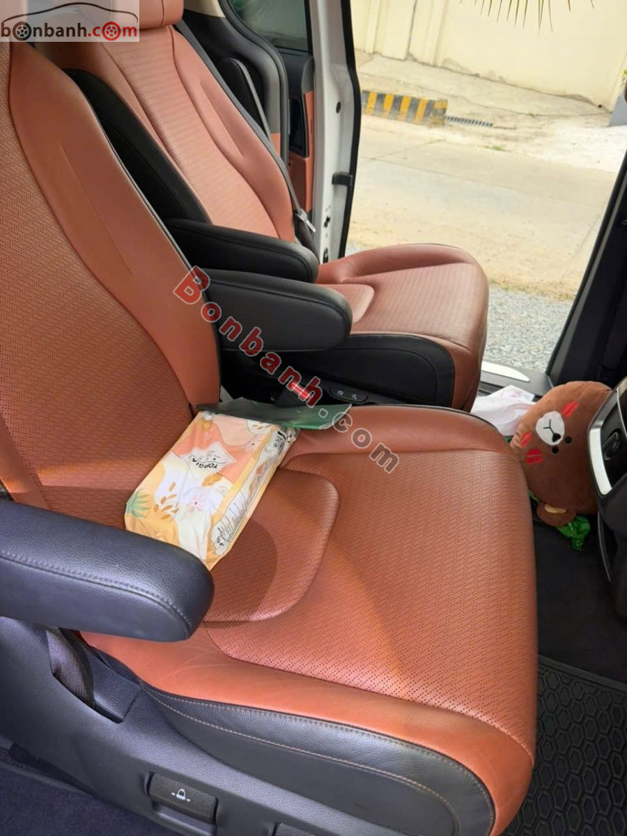 Bán ô tô Kia Carnival Signature 2.2D - 2021 - xe cũ