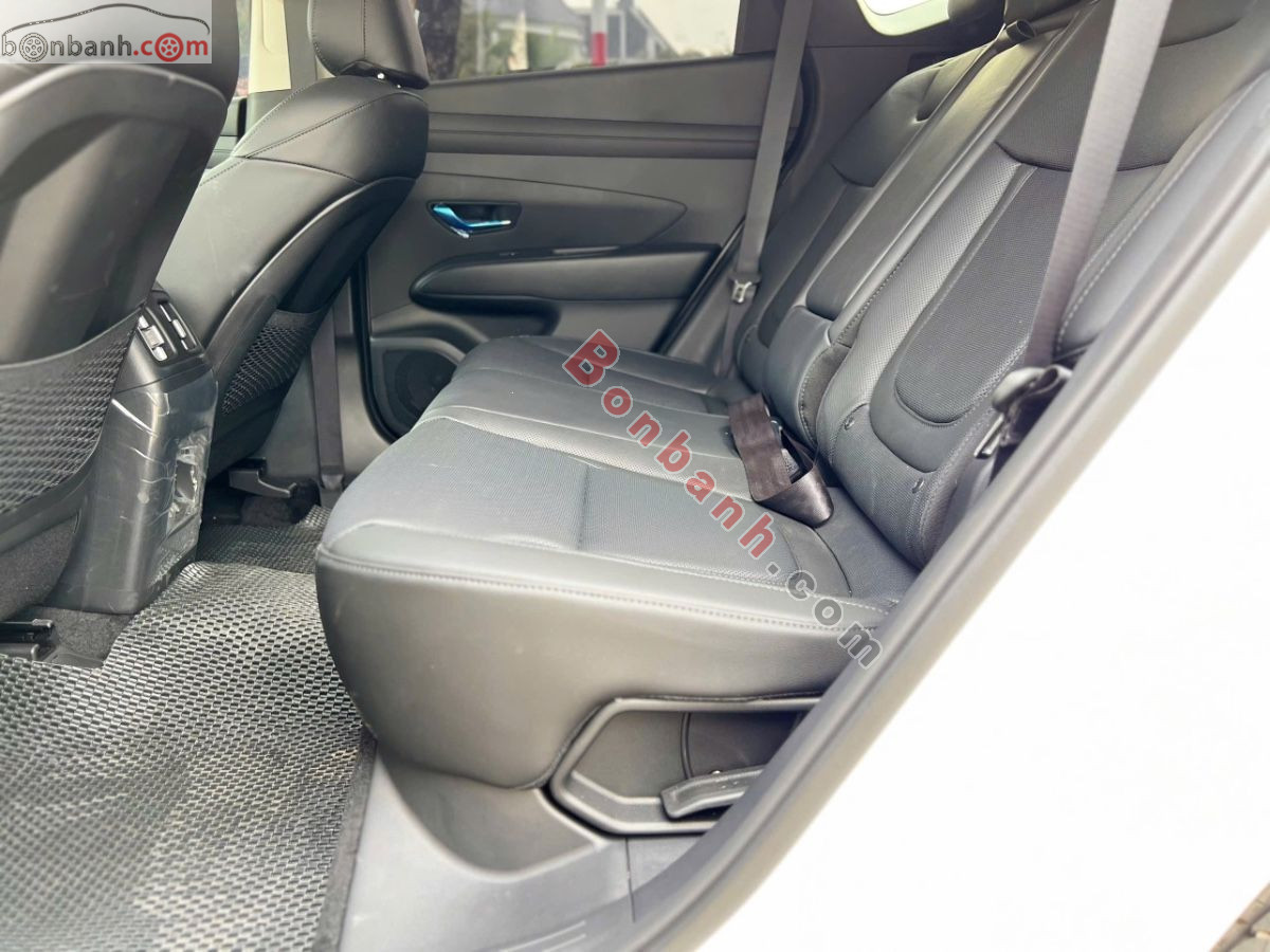 Bán ô tô Hyundai Tucson 2.0 AT Tiêu chuẩn - 2025 - xe cũ