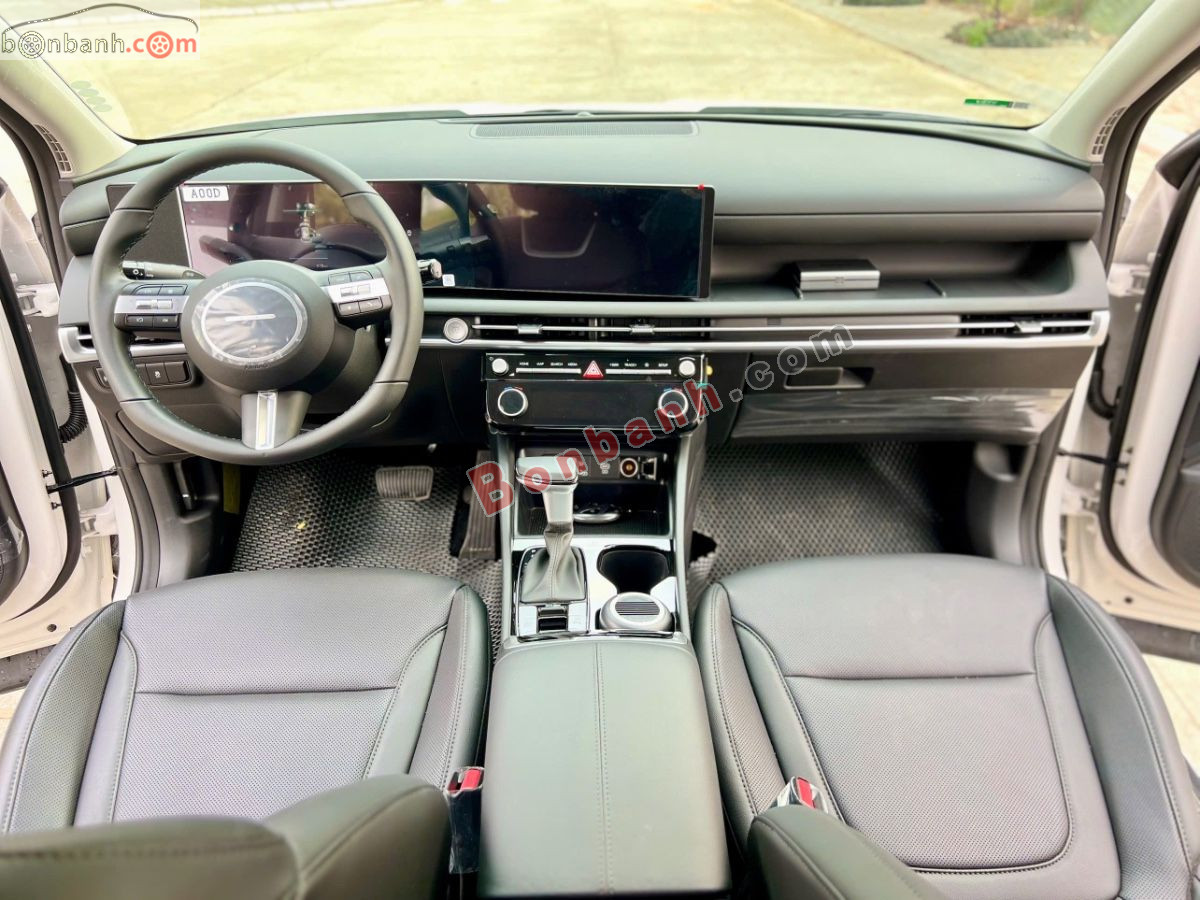 Bán ô tô Hyundai Tucson 2.0 AT Tiêu chuẩn - 2025 - xe cũ