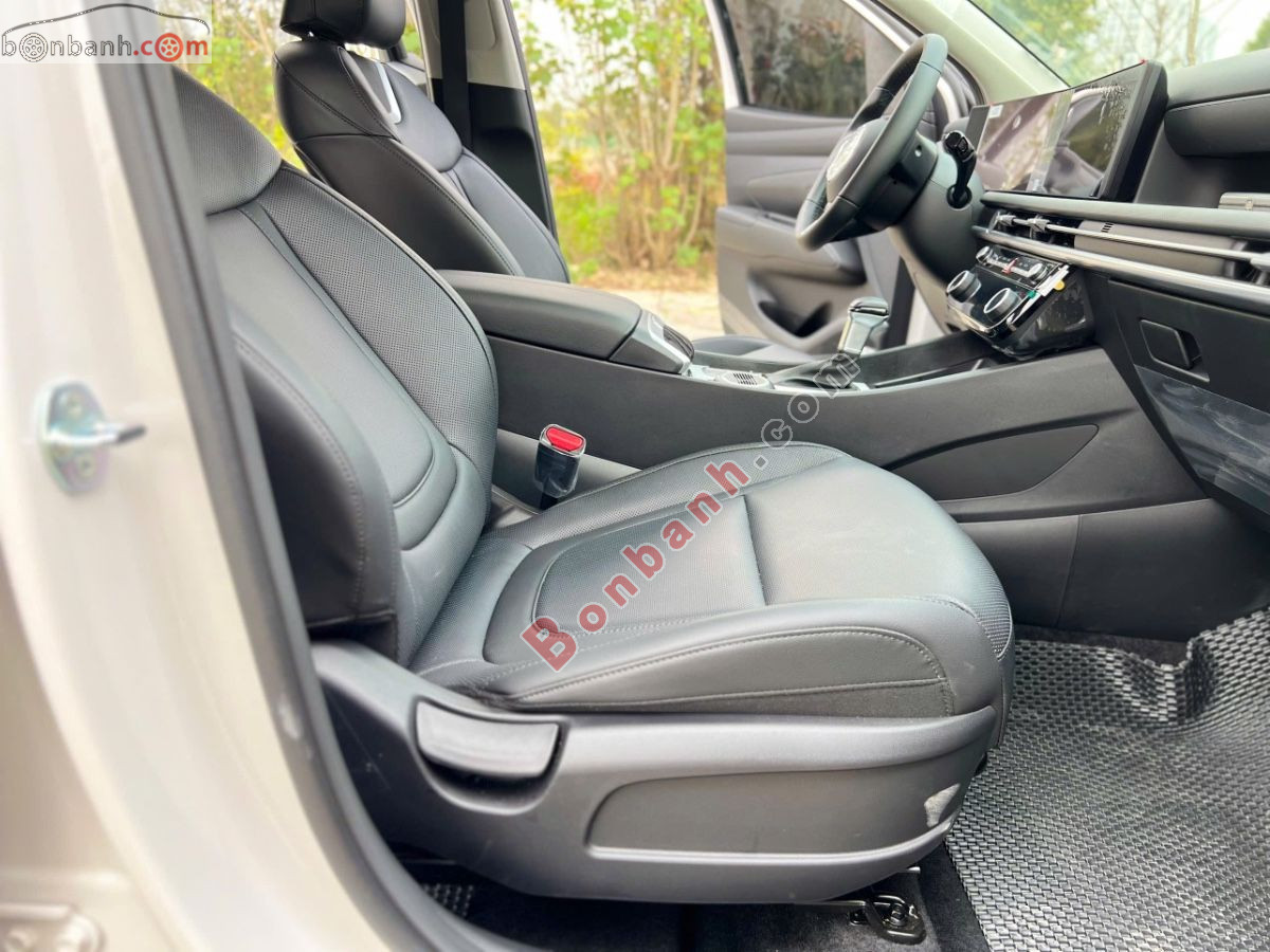 Bán ô tô Hyundai Tucson 2.0 AT Tiêu chuẩn - 2025 - xe cũ