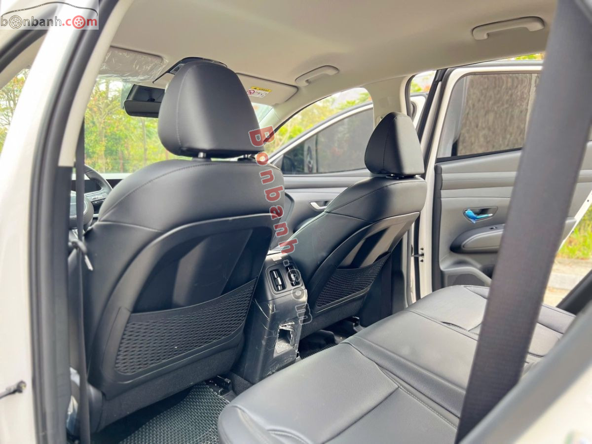 Bán ô tô Hyundai Tucson 2.0 AT Tiêu chuẩn - 2025 - xe cũ