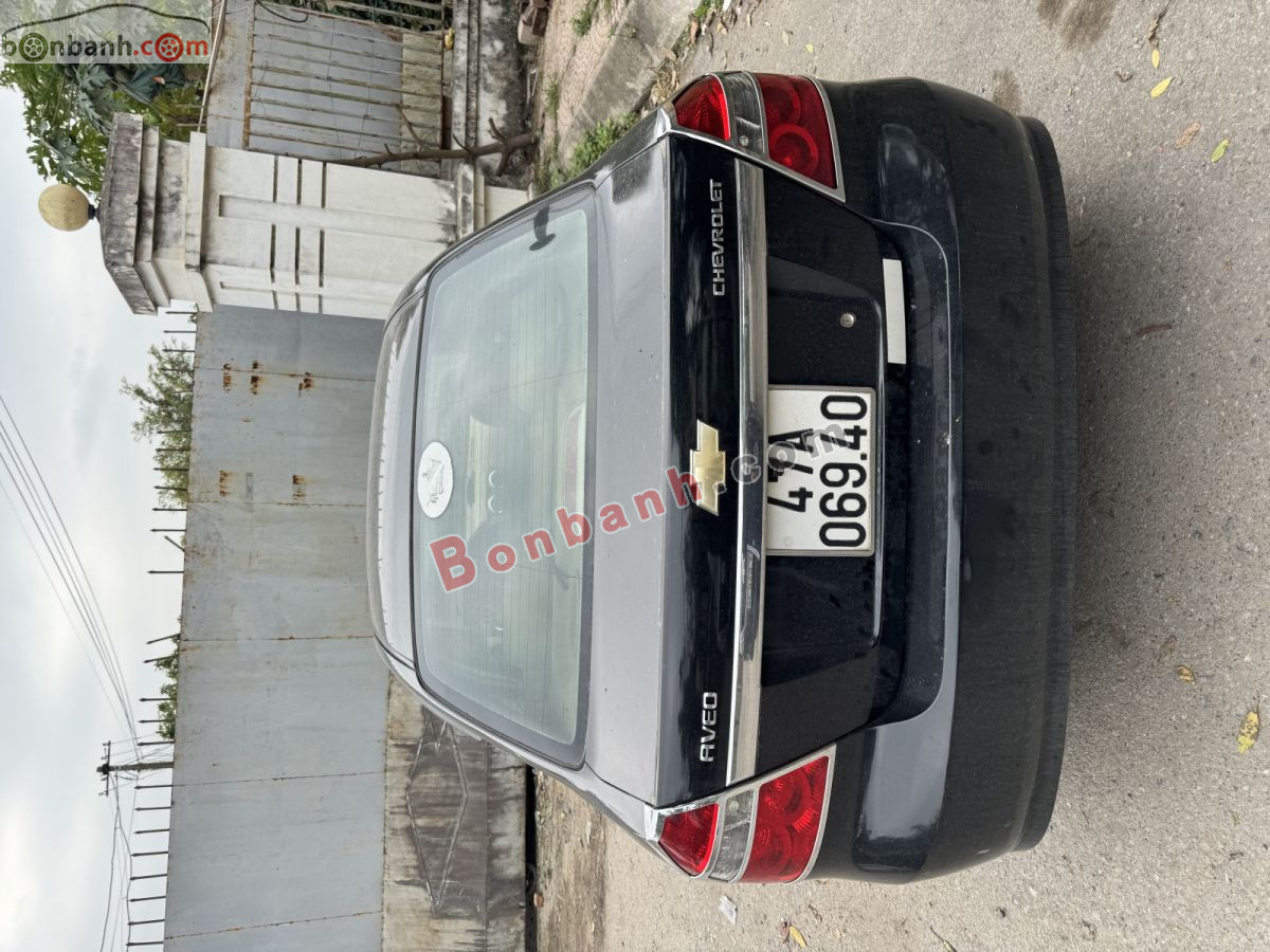 Bán ô tô Chevrolet Aveo 1.5 MT - 2013 - xe cũ