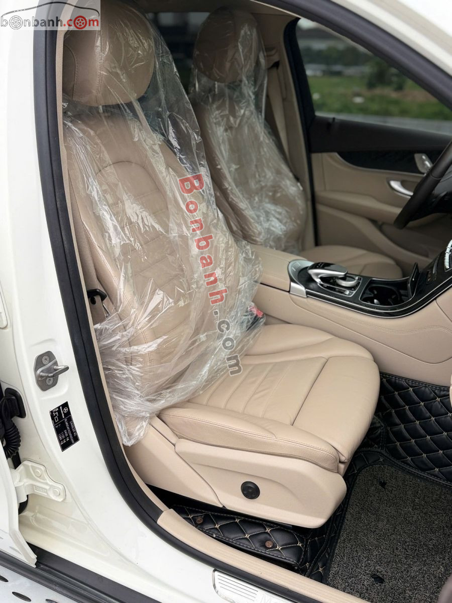 Bán ô tô Mercedes Benz GLC 300 4Matic - 2018 - xe cũ