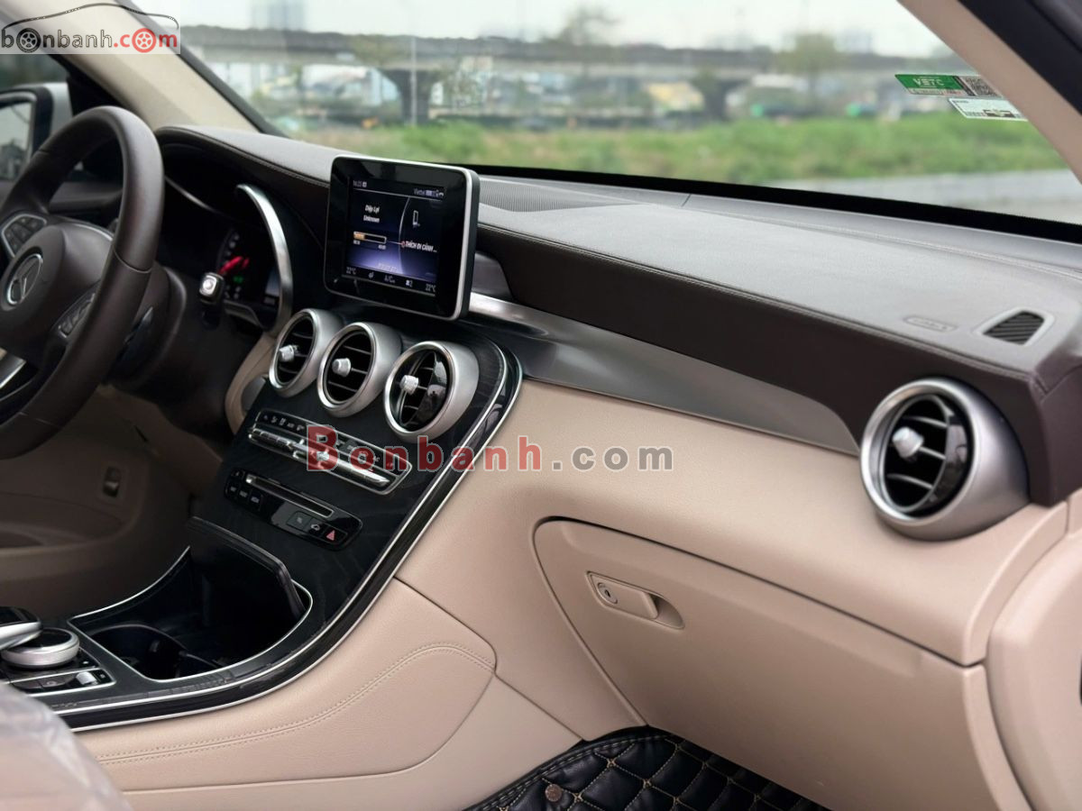Bán ô tô Mercedes Benz GLC 300 4Matic - 2018 - xe cũ