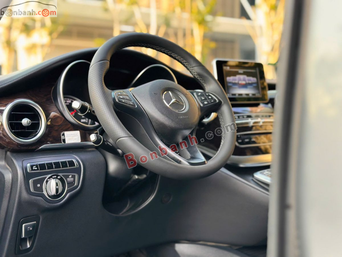 Bán ô tô Mercedes Benz V class V250 Avantgarde - 2016 - xe cũ