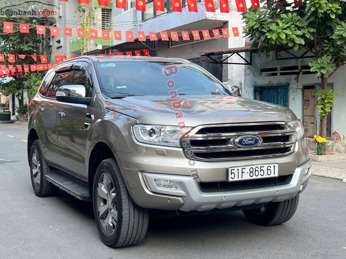 Bán ô tô Ford Everest Titanium 2.2L 4x2 AT - 2017 - xe cũ
