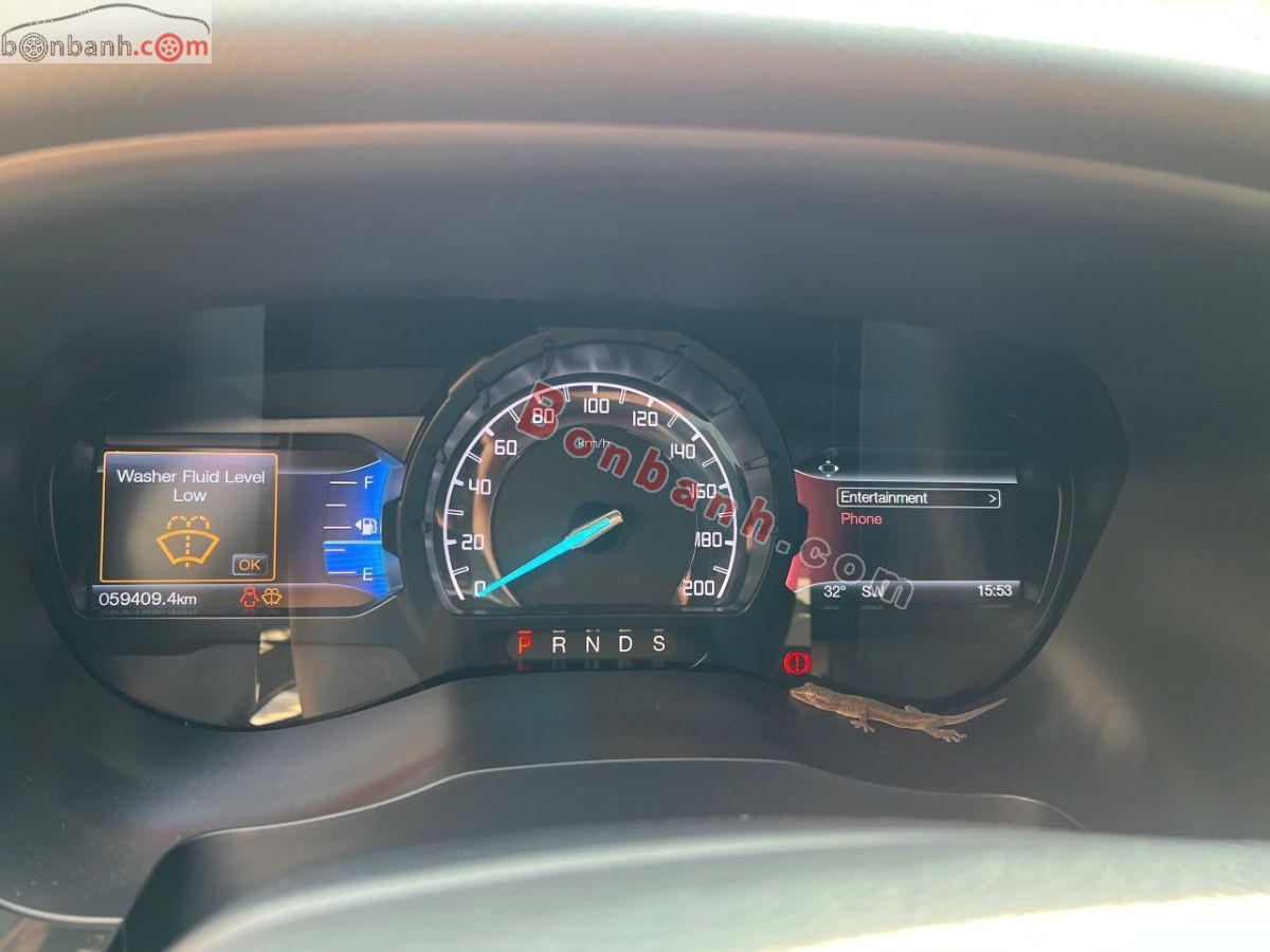 Bán ô tô Ford Everest Titanium 2.2L 4x2 AT - 2017 - xe cũ