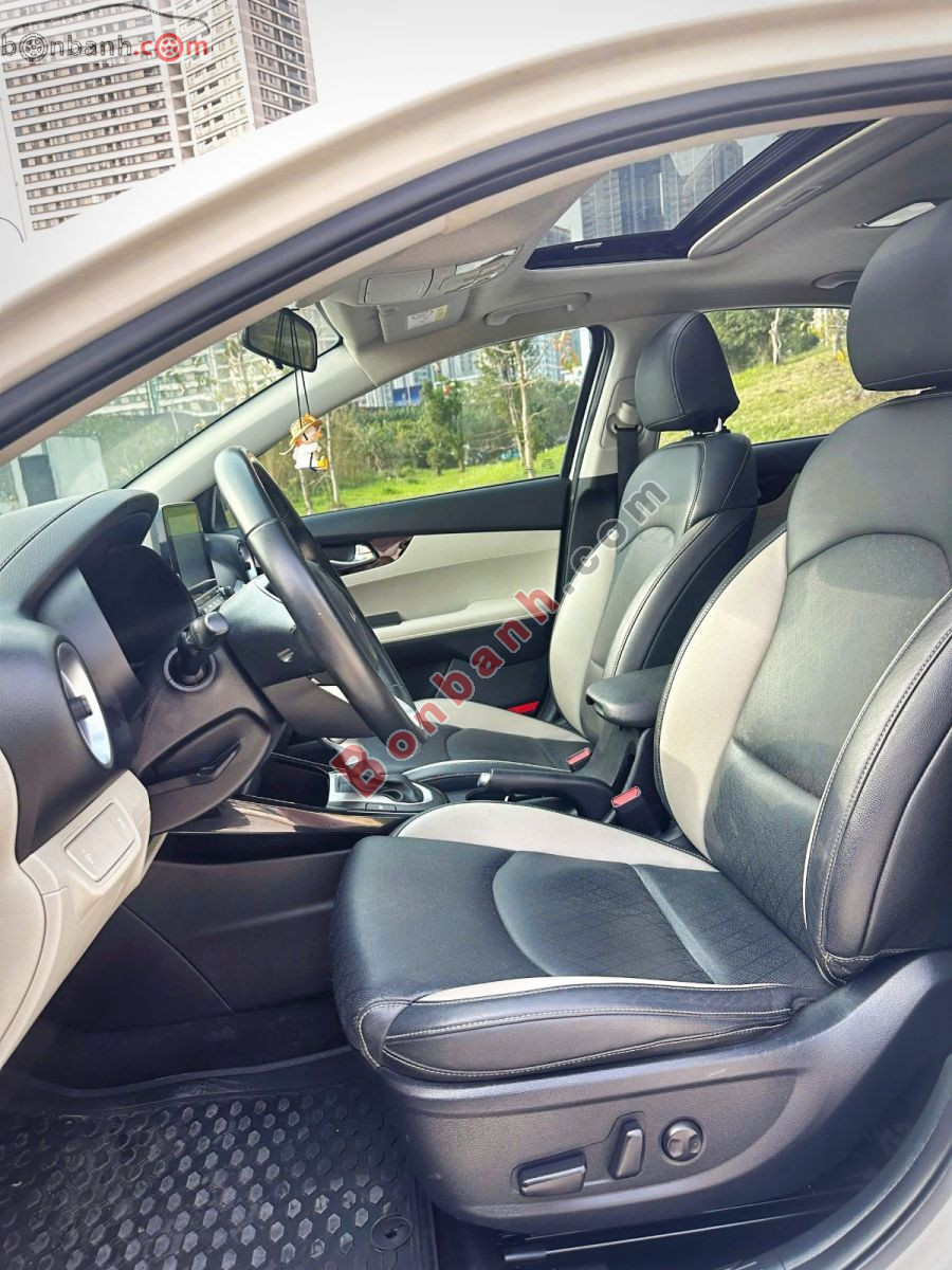 Bán ô tô Kia K3 Luxury 1.6 AT - 2022 - xe cũ