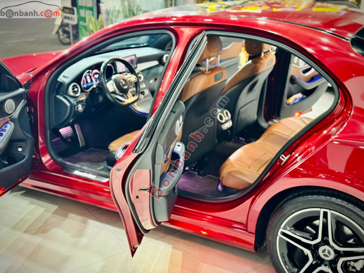 Bán ô tô Mercedes Benz C class C300 AMG - 2019 - xe cũ