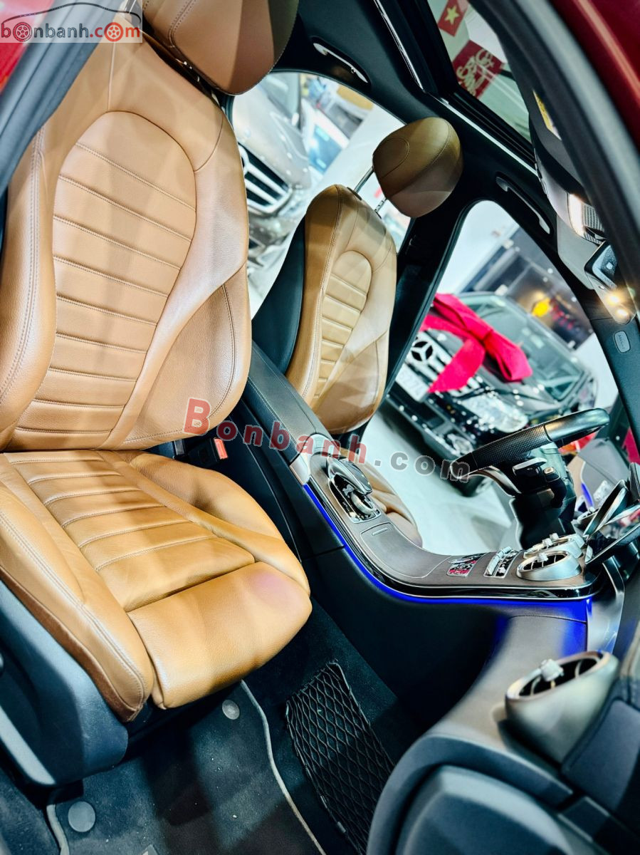 Bán ô tô Mercedes Benz C class C300 AMG - 2019 - xe cũ