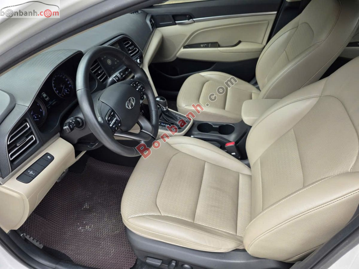 Bán ô tô Hyundai Elantra 2.0 AT - 2020 - xe cũ