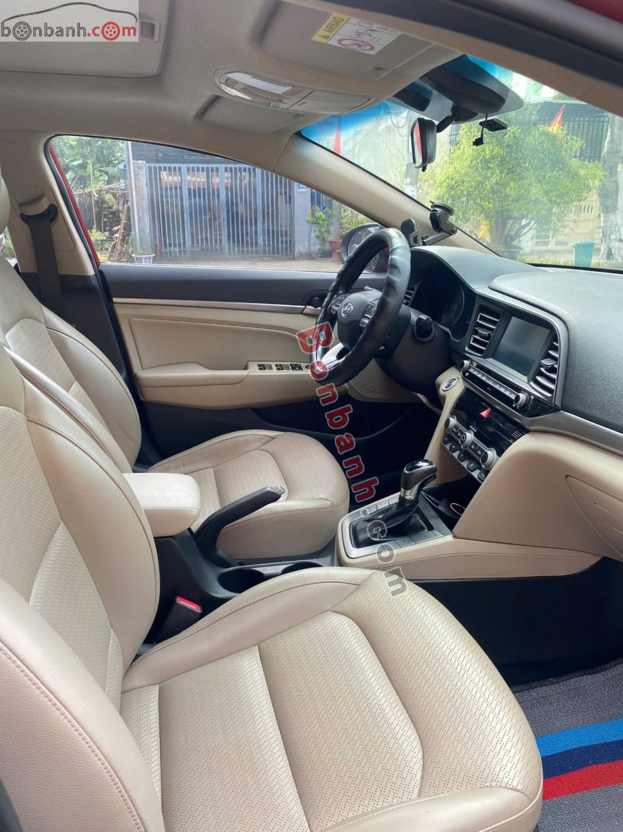 Bán ô tô Hyundai Elantra 2.0 AT - 2020 - xe cũ