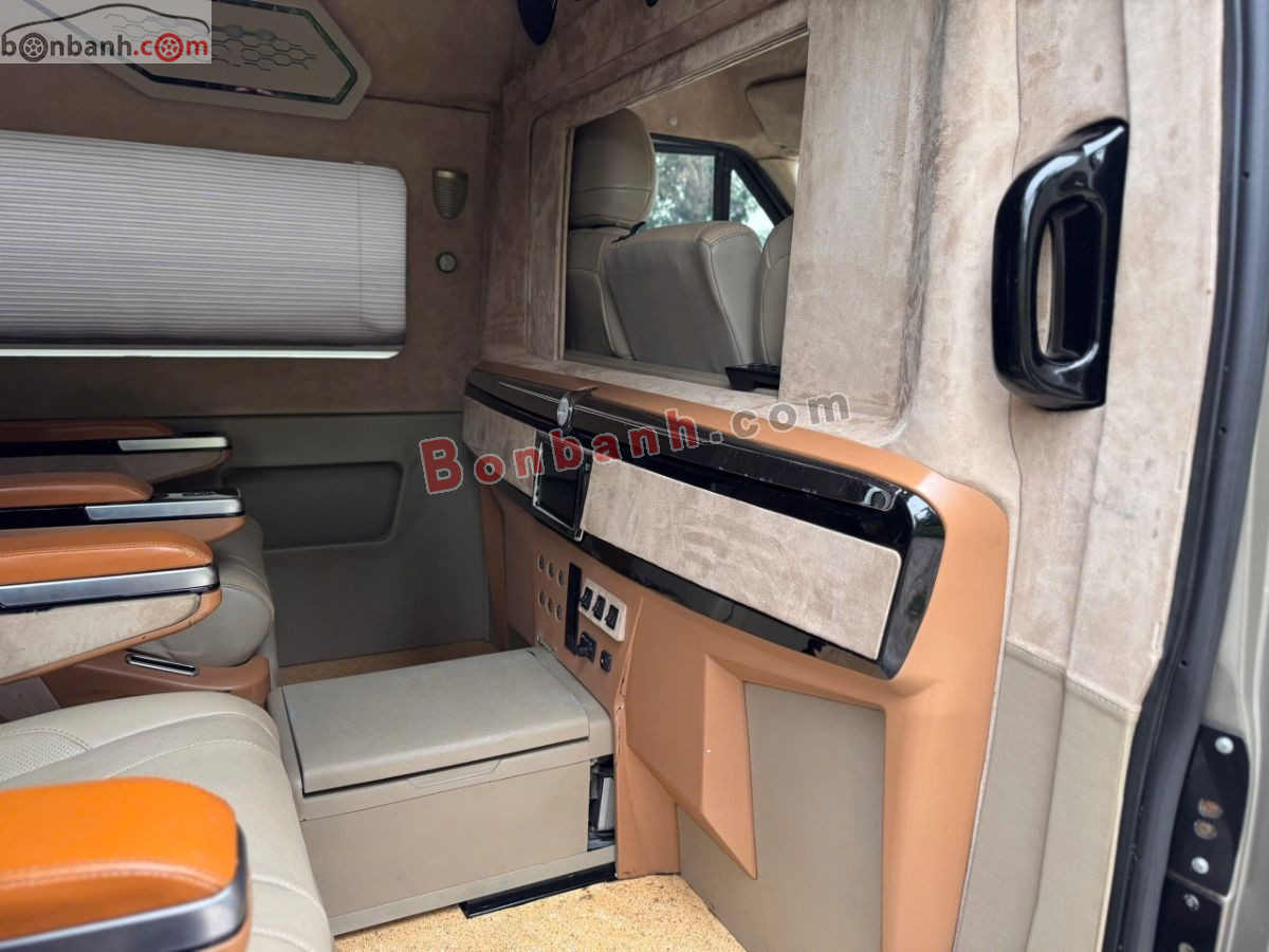 Bán ô tô Ford Transit Limousine - 2022 - xe cũ