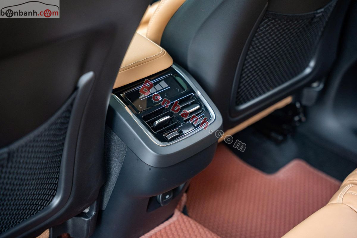 Bán ô tô Volvo XC60 Ultimate Bright B6 AWD - 2023 - xe cũ