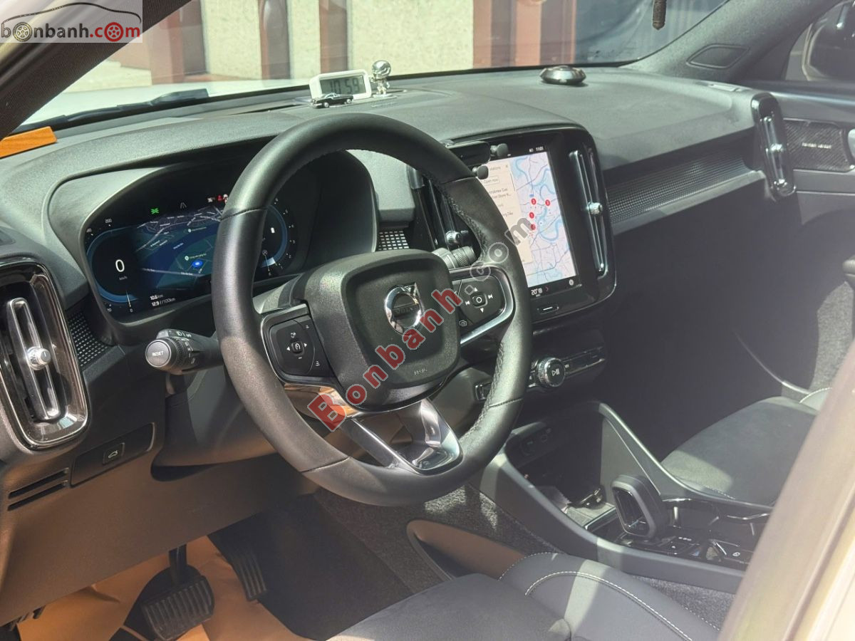 Bán ô tô Volvo XC40 Ultimate B5 AWD - 2023 - xe cũ