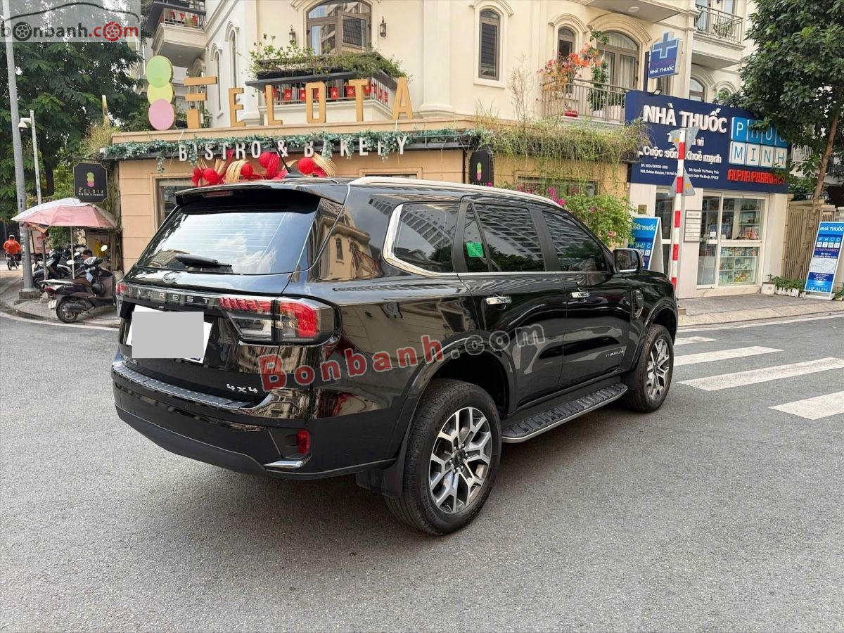 Bán ô tô Ford Everest Titanium 2.0L 4x2 AT - 2022 - xe cũ